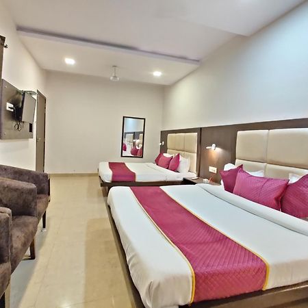 Hotel The Grandpark Amritsar Exterior foto