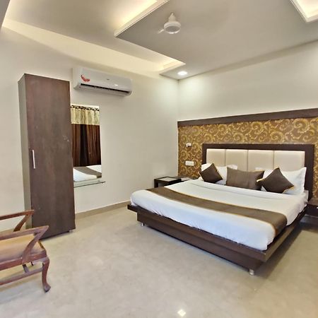 Hotel The Grandpark Amritsar Exterior foto