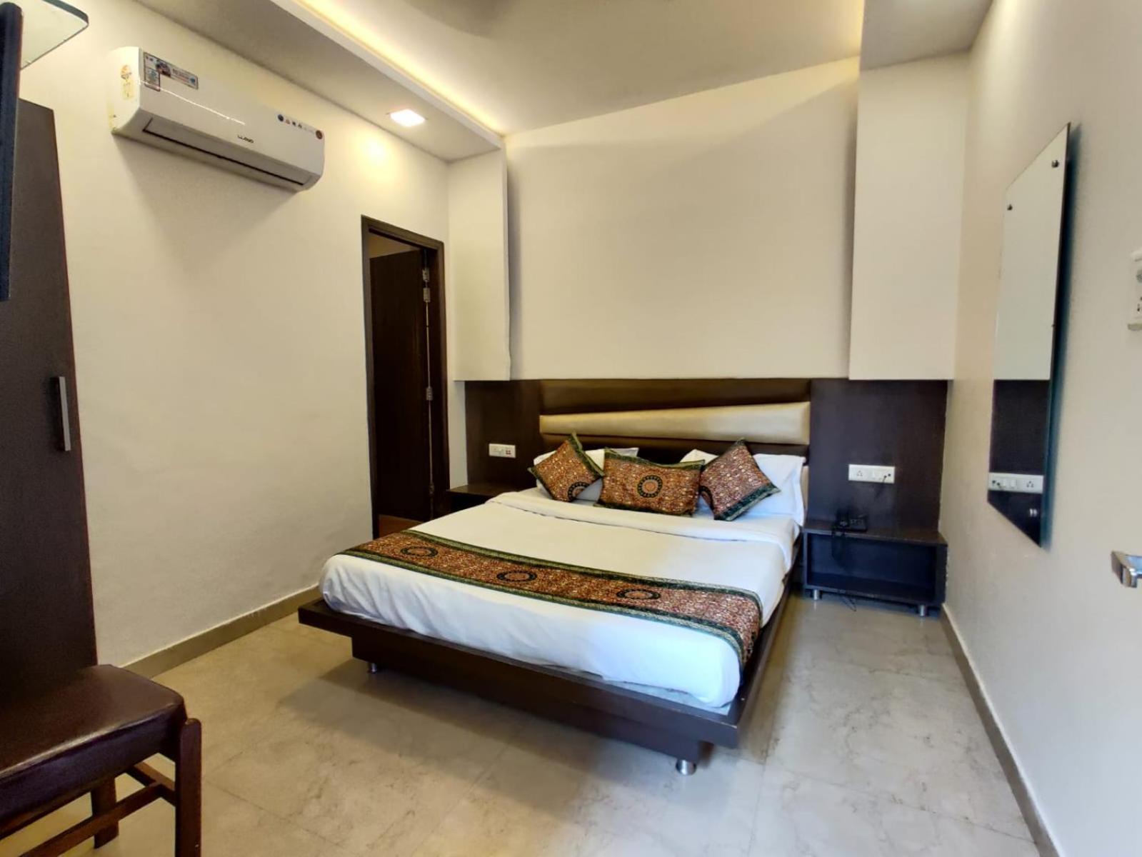 Hotel The Grandpark Amritsar Exterior foto