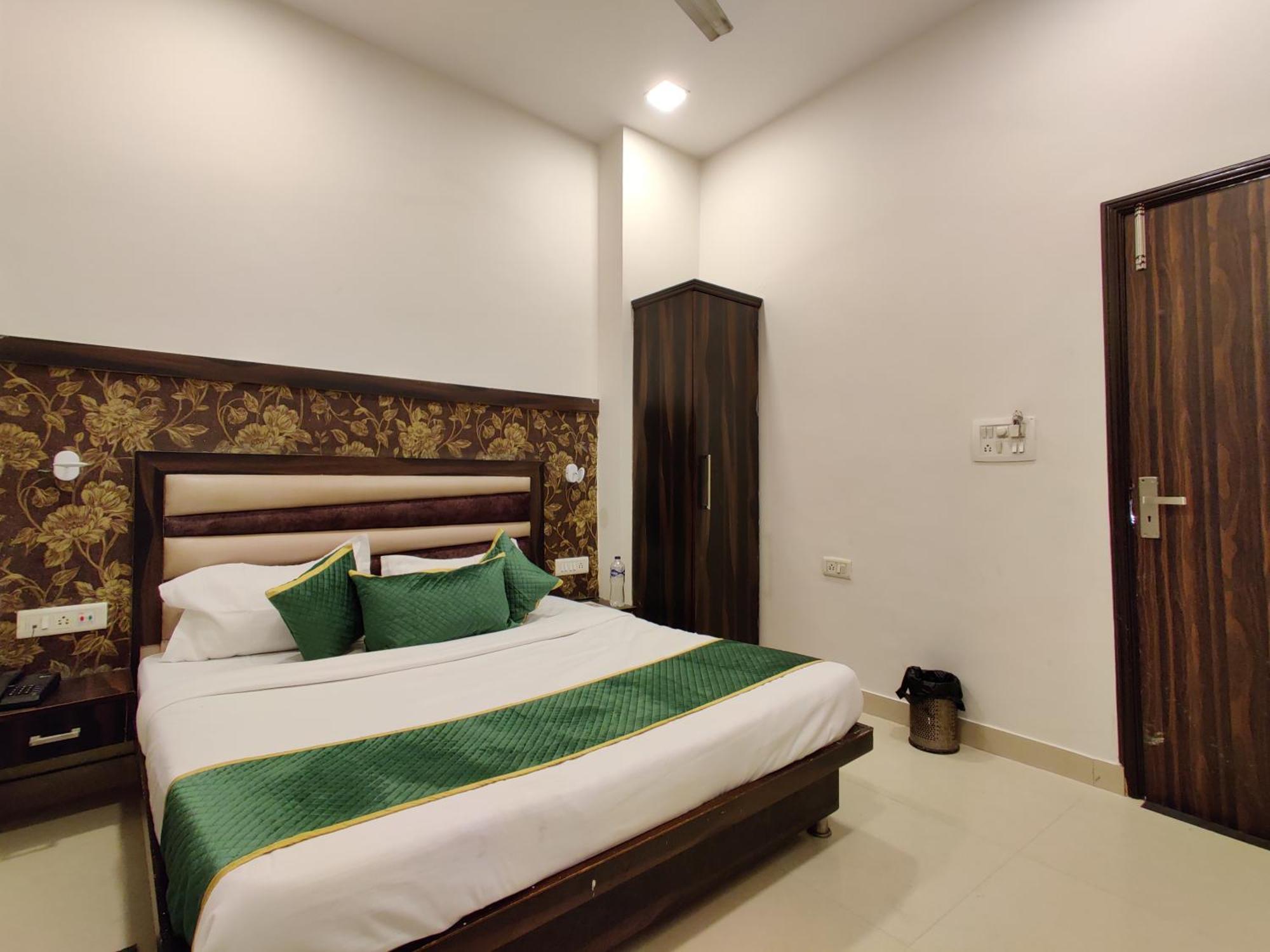 Hotel The Grandpark Amritsar Exterior foto